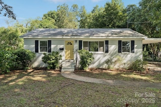 5423 Lantana Ave, Charlotte, NC 28212