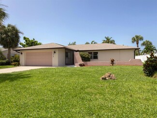 1229 Lucaya Ave, Venice, FL 34285