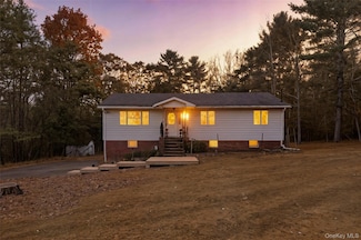 502 White Rd, Glen Spey, NY 12737