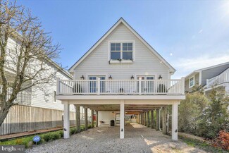 220 Hollywood St, Bethany Beach, DE 19930