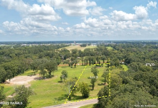 3 Main Hwy, Breaux Bridge, LA 70517