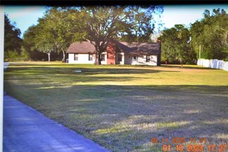 15314 Indian Head Dr, Tampa, FL 33618