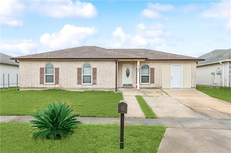 3104 Havenwood Dr, Harvey, LA 70058