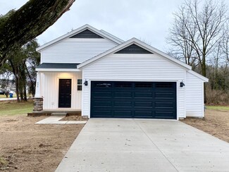 4262 Butternut Dr, Wayland, MI 49348