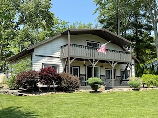 33 Beach Dr, Springfield Township, OH 44827