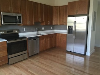 367 Harvard St Unit 3, Cambridge, MA 02138