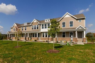 211 Spring Blossom Cir, Beaver Falls, PA 15010