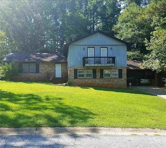 3865 Pointe Bleue Dr, Decatur, GA 30034