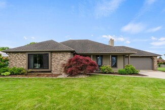1407 Baron Ct, Auburn, IN 46706