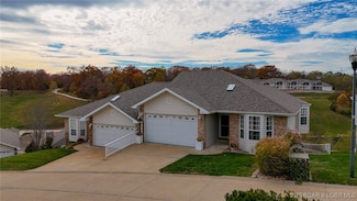 5183 Vicus Castri, Osage Beach, MO 65065