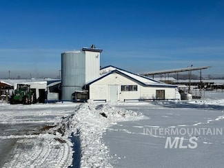 5592 W Kuna Rd, Kuna, ID 83634