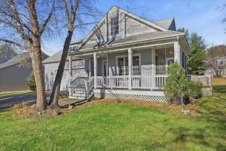 2711 Snowdrift Cir E, Saint Paul, MN 55119