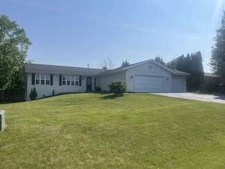 120 Harvest Glenn Dr, Davis Junction, IL 61020