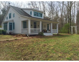 96 Mount Jefferson Rd, Hubbardston, MA 01452