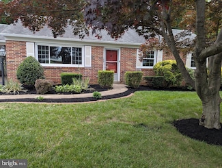 104 S George St, Mechanicsburg, PA 17055