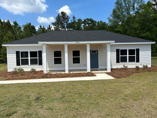 2005 Charleston Place, Bainbridge, GA 39817