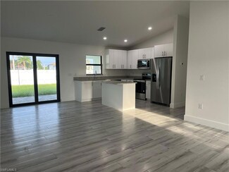 609 NW 37th Ave, Cape Coral, FL 33993