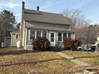 227 Union St, Whitinsville, MA 01588