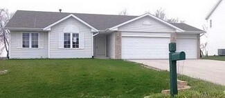 3758 Foxglove Ln, Winnebago, IL 61088