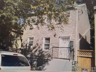 42 Hasbrouck St, Newburgh, NY 12550