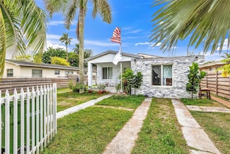 110 NE 9th Ct, Homestead, FL 33030