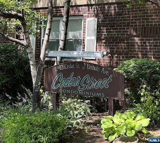 22 Cedar St Unit 2B, Ridgefield Park, NJ 07660