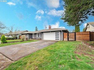 2552 Jasmine St, Eugene, OR 97404