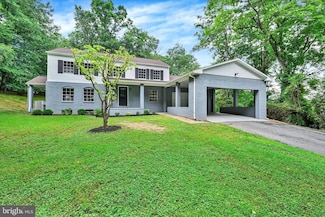 2812 Northwind Rd, Parkville, MD 21234