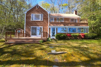 226 Pimlico Pond Rd, Mashpee, MA 02649