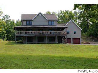 132 Black Creek Rd, Oswego, NY 13126