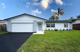 6824 NW 24th Way, Fort Lauderdale, FL 33309