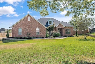 202 Pecan Park Dr, Bullard, TX 75757