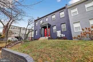 5619 1st Place NW Unit 3, Washington, DC 20011