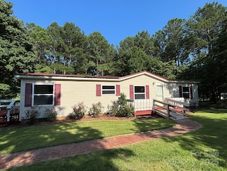 44112 Harper Hearne Rd, New London, NC 28127