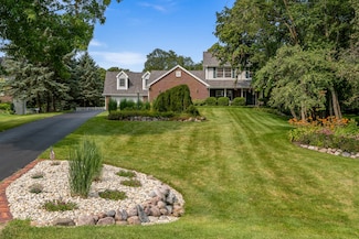 8067 Charissas Place, Roscoe, IL 61073