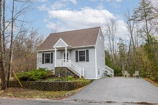 22 Drinkwater Point Rd, Yarmouth, ME 04096