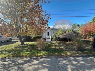 126 Pondview Rd, Swanzey, NH 03446