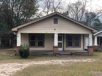 613 Rankin St, Andalusia, AL 36420