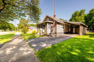 1111 Cass St, Niles, MI 49120