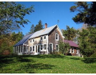 23 Knott Rd, Charlemont, MA 01339