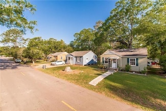 206 W Clark St, Hammond, LA 70401