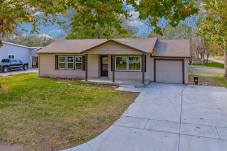 729 N Bebe St, Wichita, KS 67212