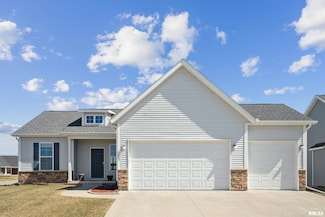7085 Grove Crossing, Bettendorf, IA 52722