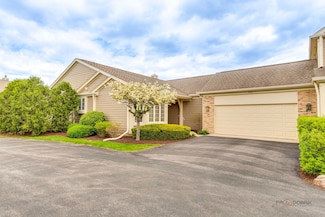 122 Kilchurn Ln Unit 87, Inverness, IL 60067