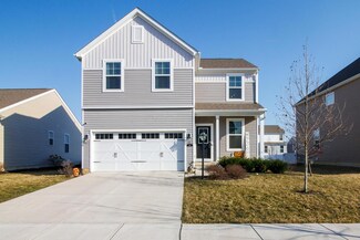 322 Shelter Cove Dr, Pataskala, OH 43062