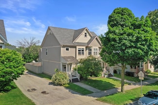 2118 N Palmer St Unit 2118, Milwaukee, WI 53212