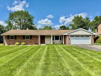 7860 Pfeiffer Rd, Montgomery, OH 45242