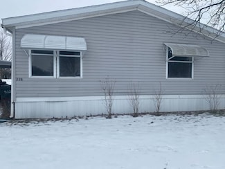 461 W Lytle St Unit 228, Fostoria, OH 44830