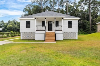 111 Bethel Forest Dr S, Saraland, AL 36571