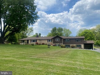 17212 Donora Rd, Silver Spring, MD 20905